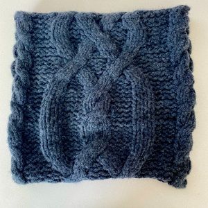Cashmere infinity scarf